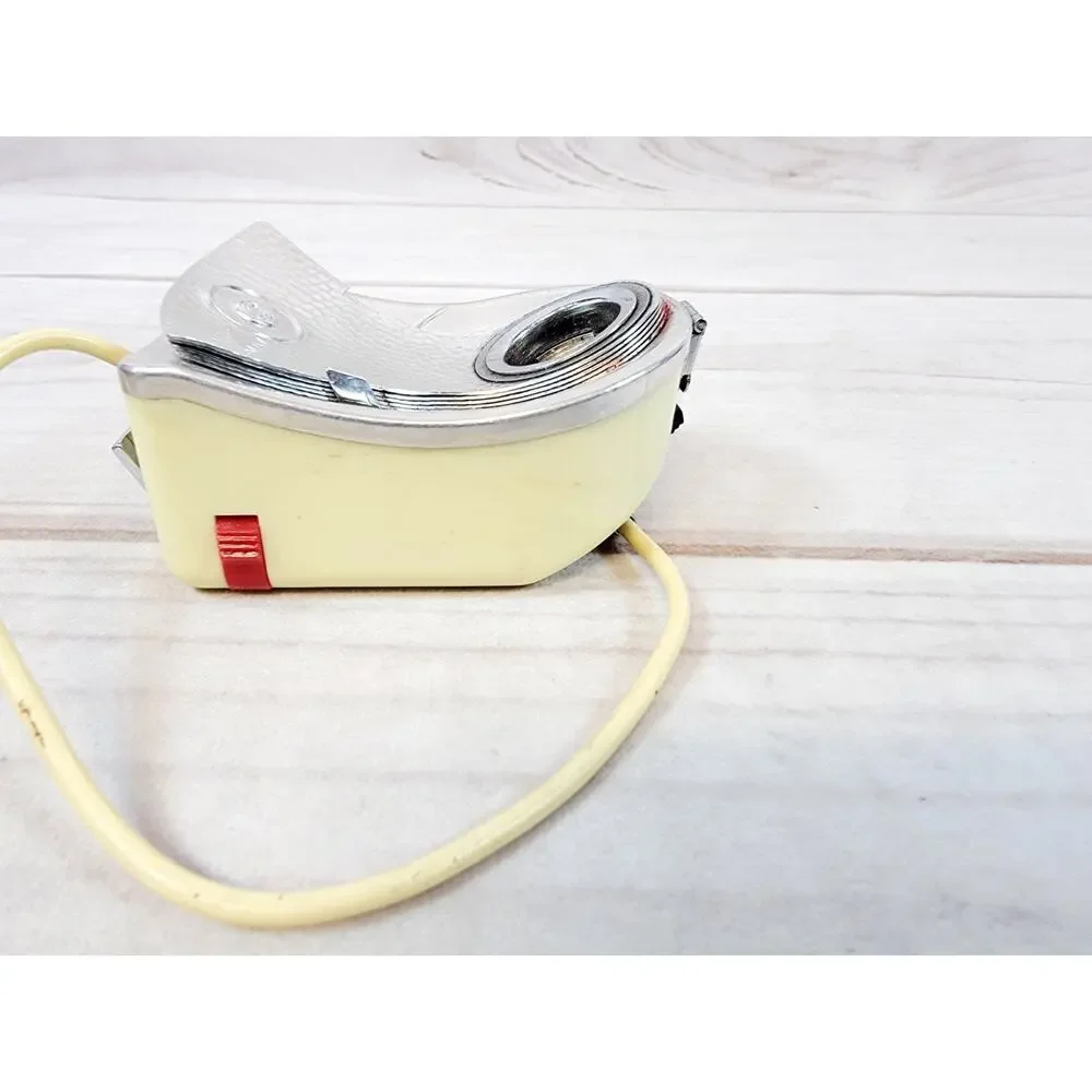Vintage 60s Ferrania Flash in Original Case Made in Italy
